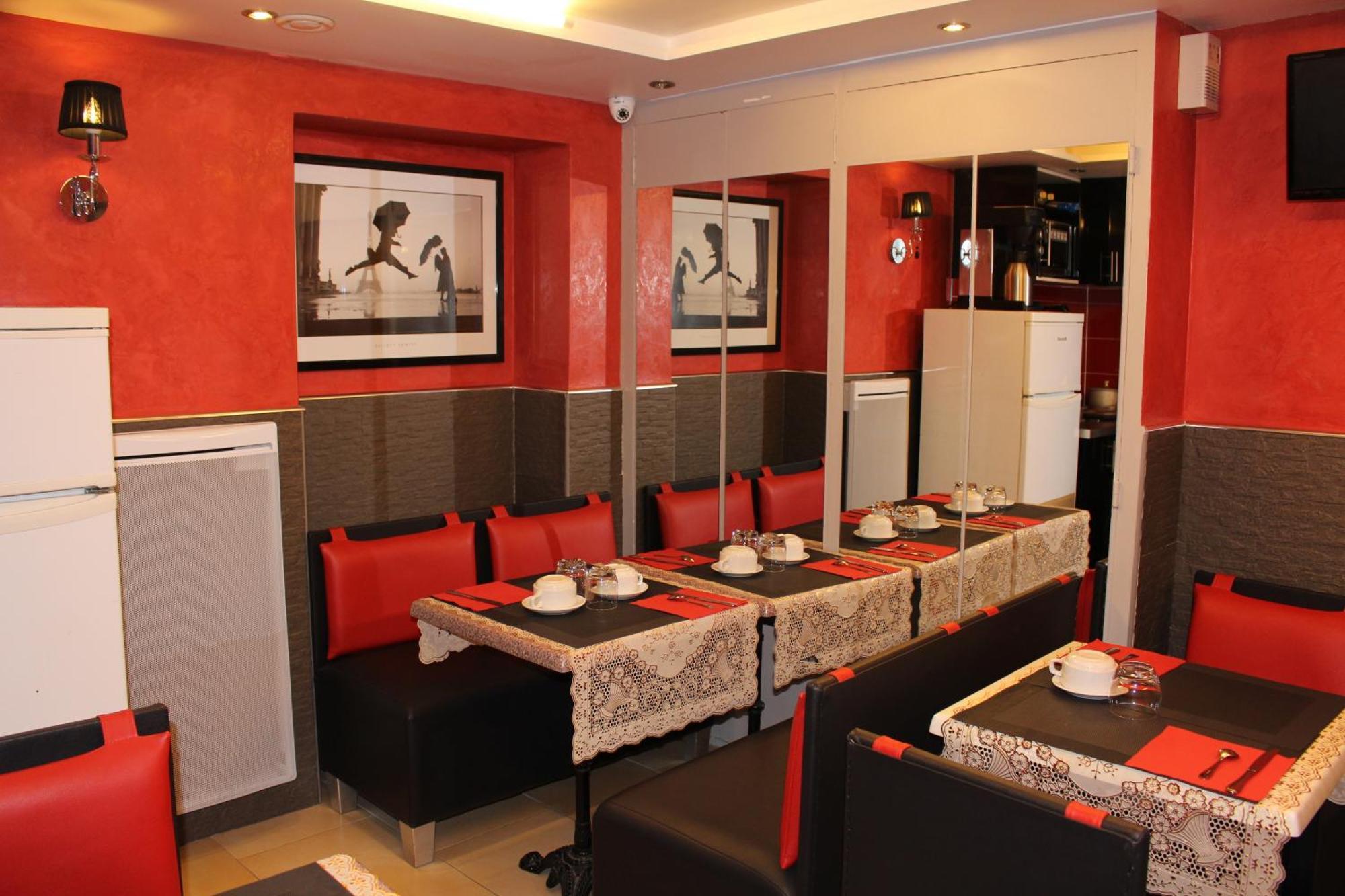 Des Buttes Chaumont Hotel Parigi
