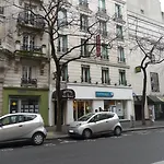 Des Buttes Chaumont Hotel