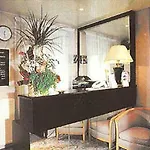 Hotel Des Buttes Chaumont