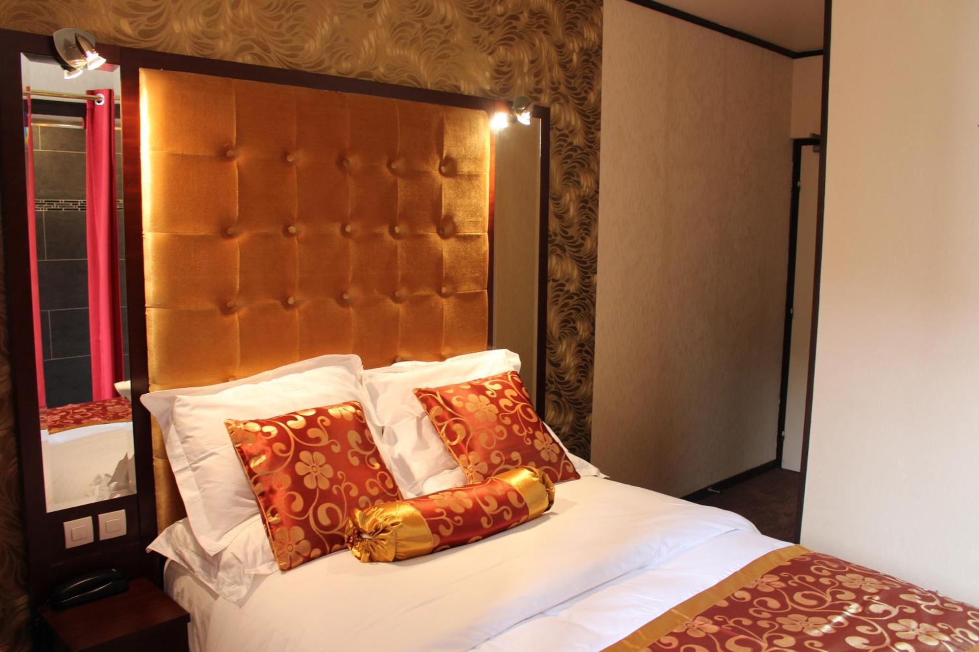 Des Buttes Chaumont 2*