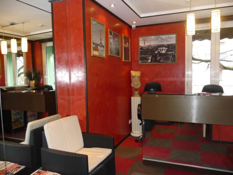 Des Buttes Chaumont Hotel Paris